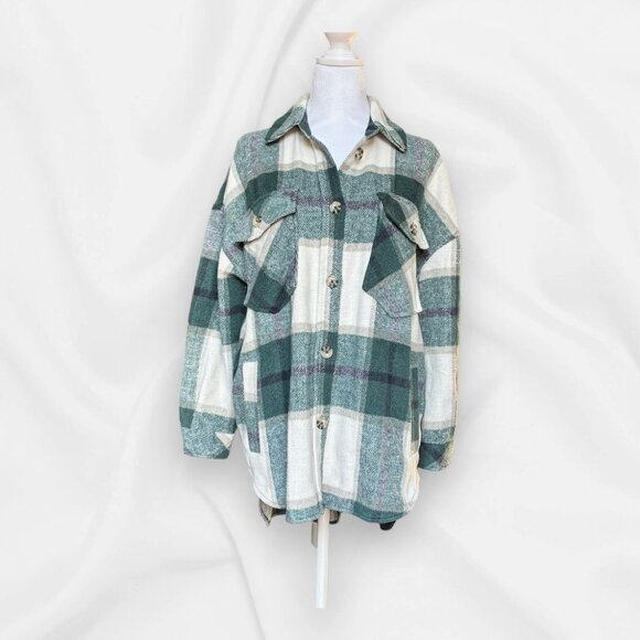 SO Tops - Green & White Plaid Button-Down Oversized Shirt Jacket By So Womens Size S Made
